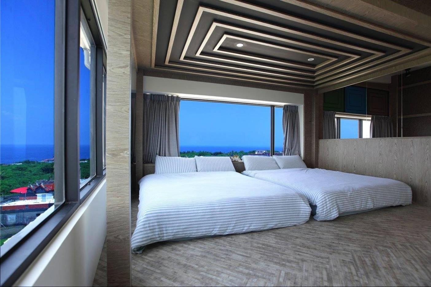 Bed and Breakfast 琉球茶室 現代館 Сяолюцю Экстерьер фото