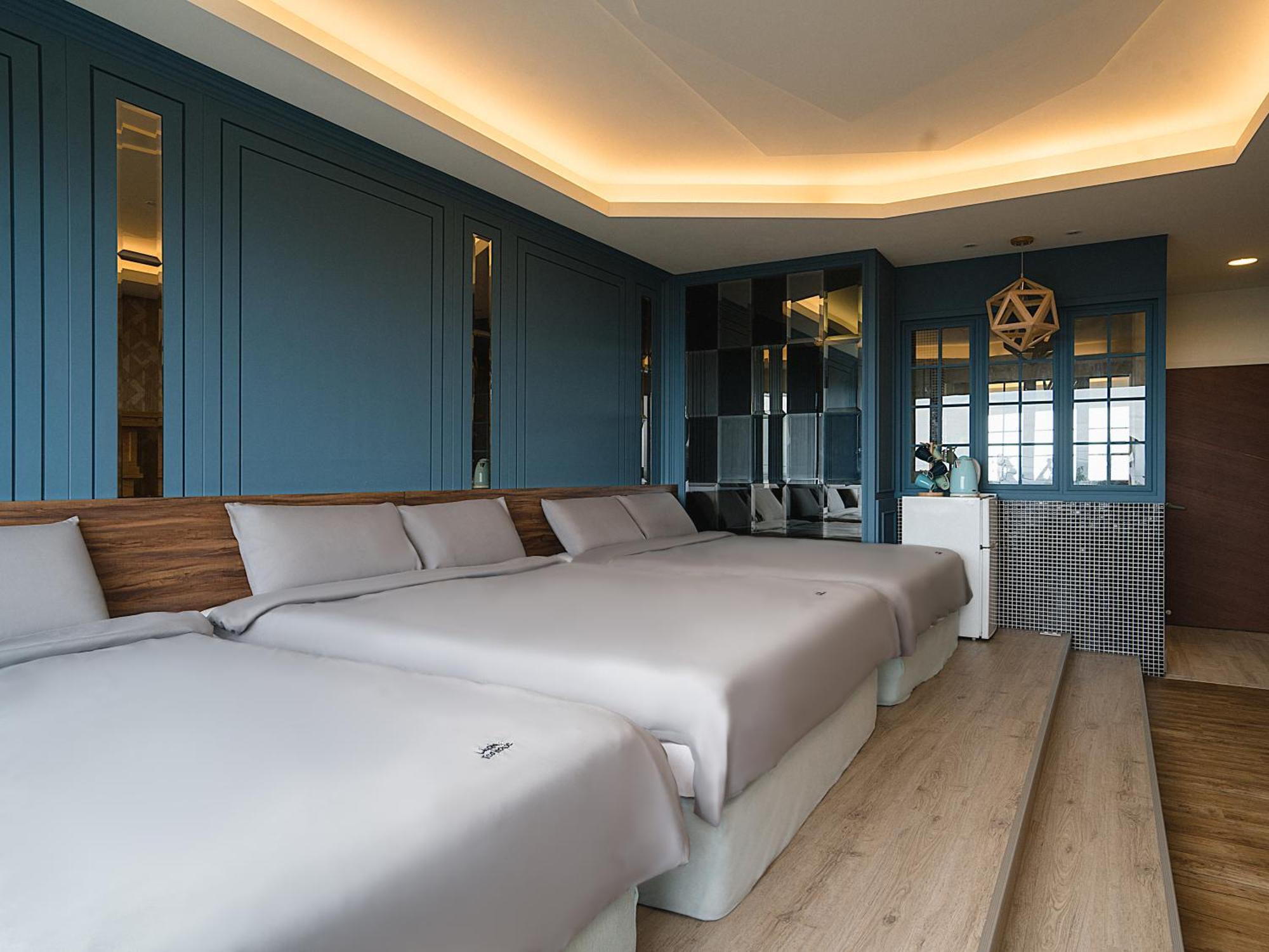 Bed and Breakfast 琉球茶室 現代館 Сяолюцю Экстерьер фото