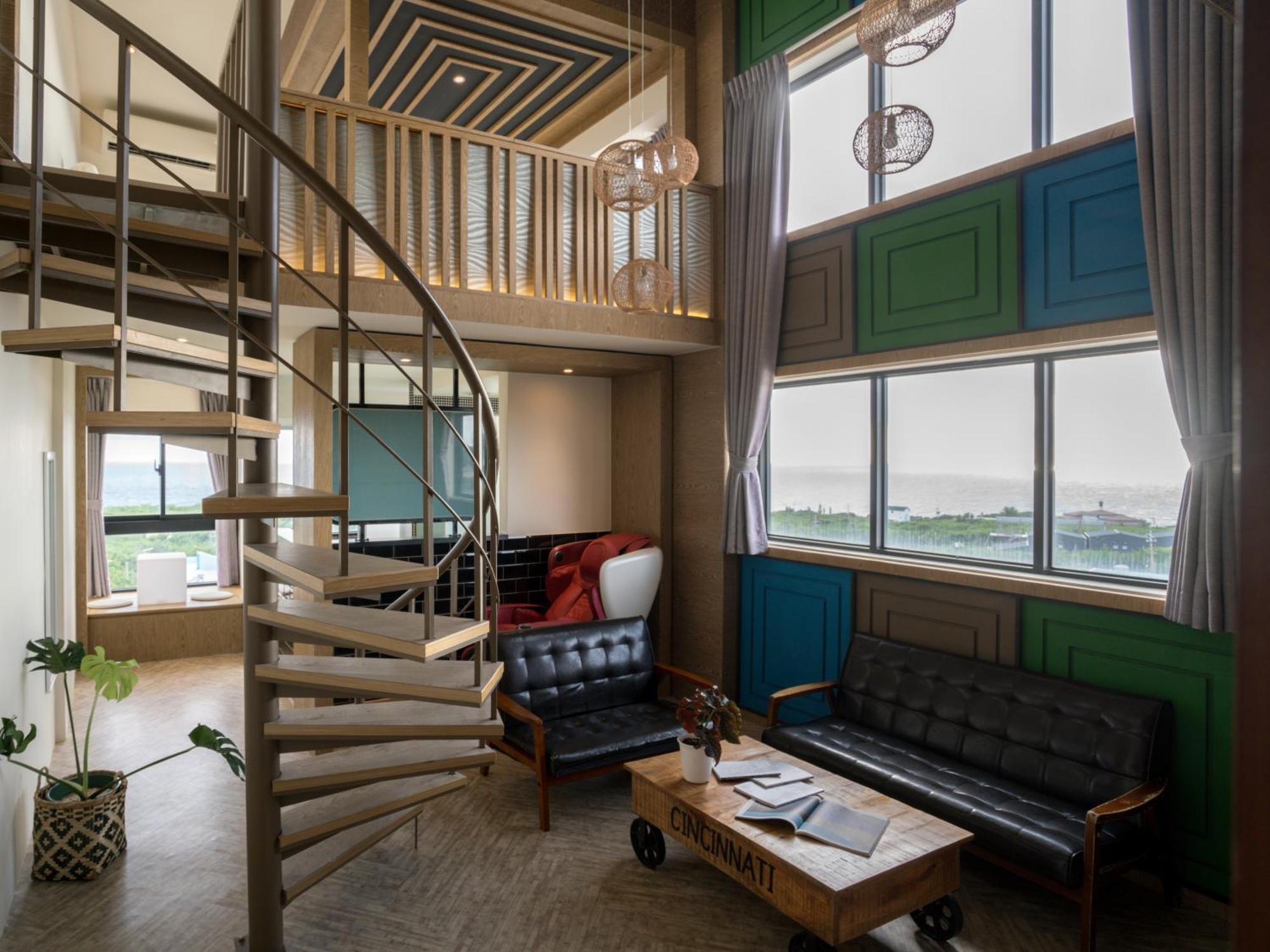 Bed and Breakfast 琉球茶室 現代館 Сяолюцю Экстерьер фото